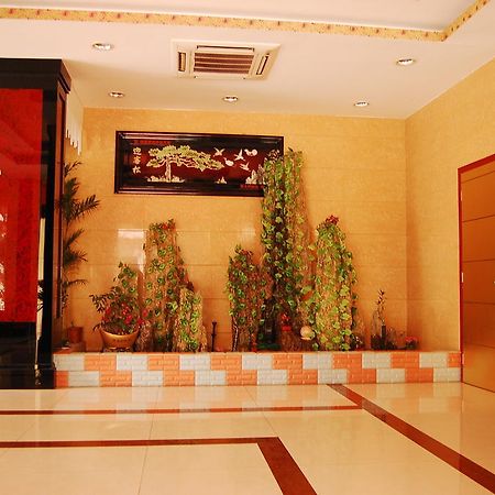 Jinyao Business Hotel Іу Екстер'єр фото